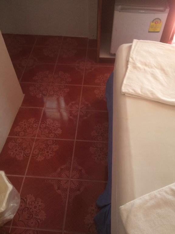 Bung House Otel Phi Phi Adaları Dış mekan fotoğraf
